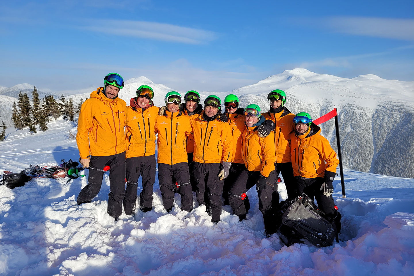 crescent-spur-heli-skiing-guided-experts